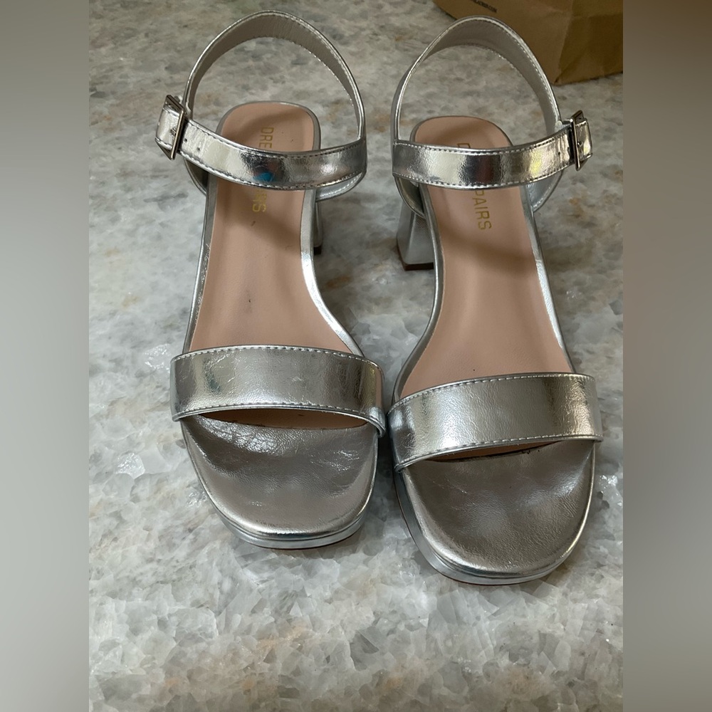 Silver Strappy Dream Pairs Platform Heels with Ankle Strap 7.5